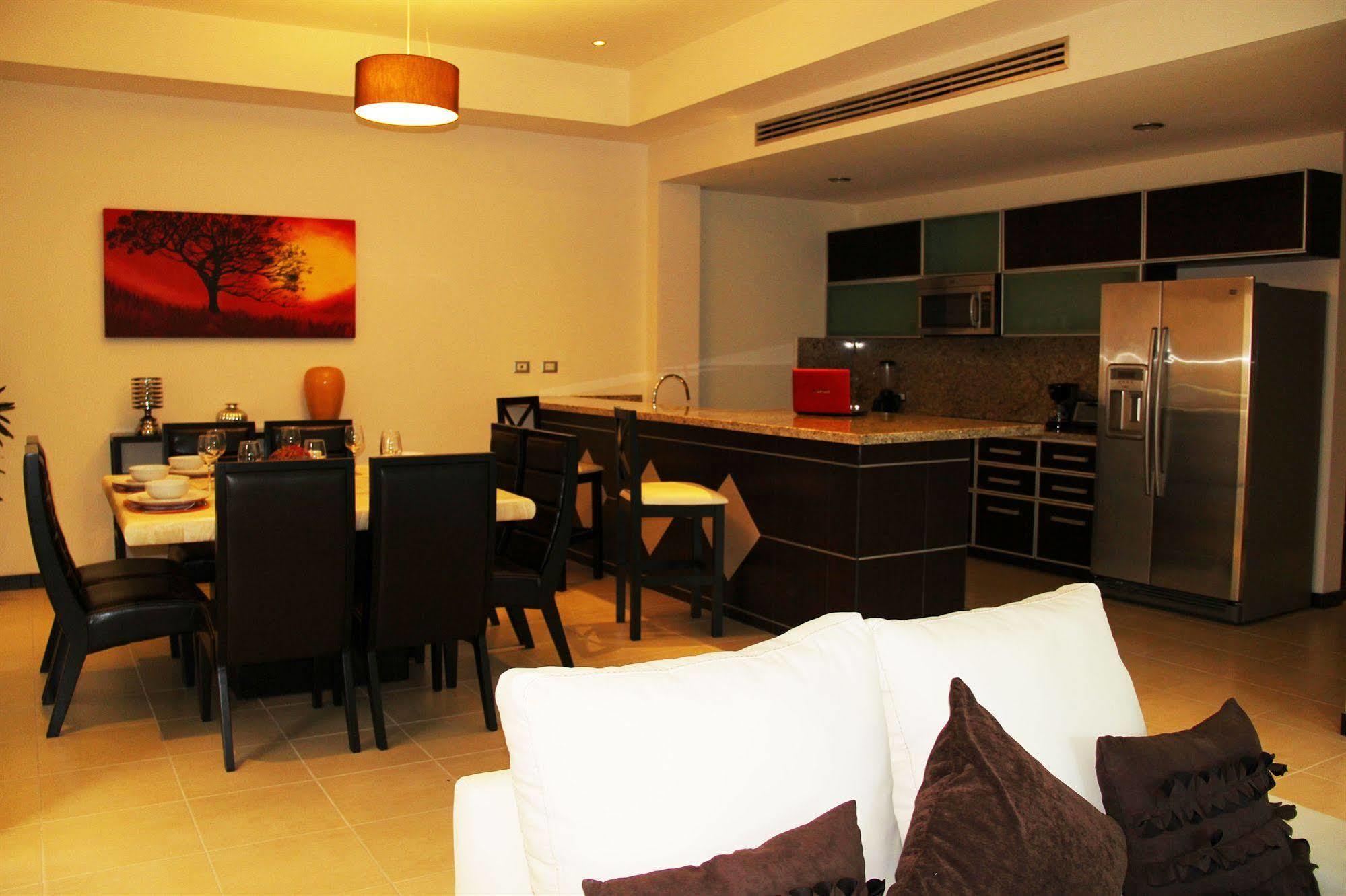 Condoplaza San Pedro Playa del Carmen Buitenkant foto